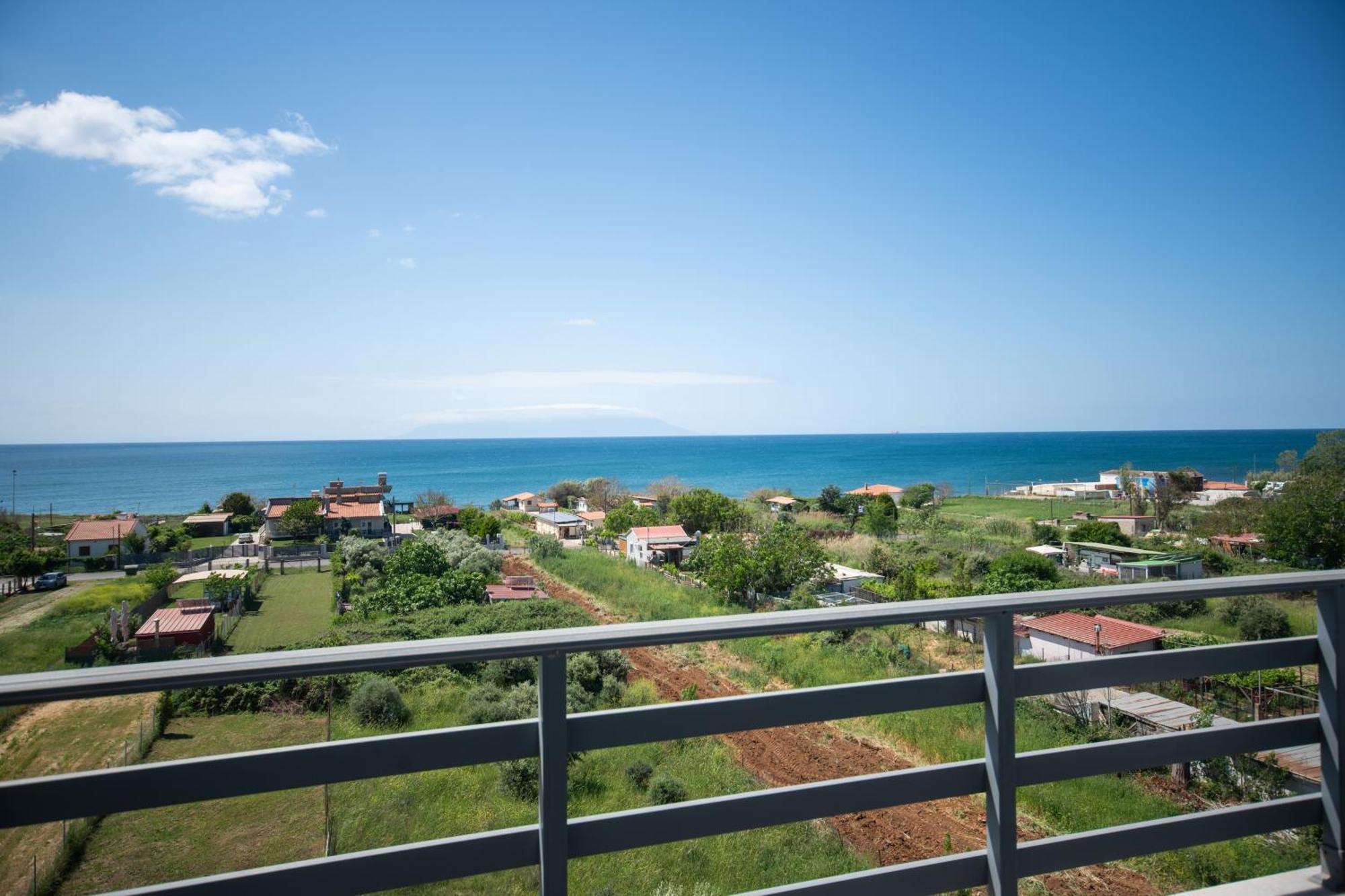 Relax Apartments Alexandroúpolis Ngoại thất bức ảnh